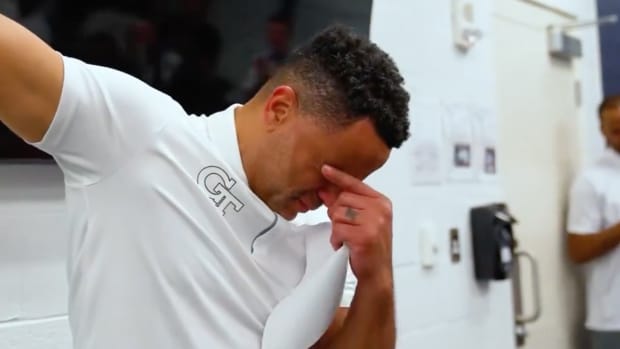 Georgia Tech men’s basketball coach Damon Stoudamire tearfully addresses his team after upsetting No. 3 North Carolina on Jan. 30, 2024.